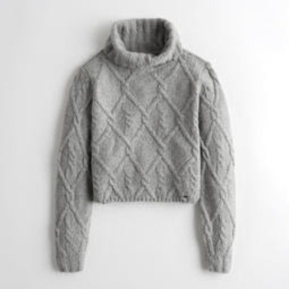Hollister Cable Turtleneck Sweater - Picture 1 of 2